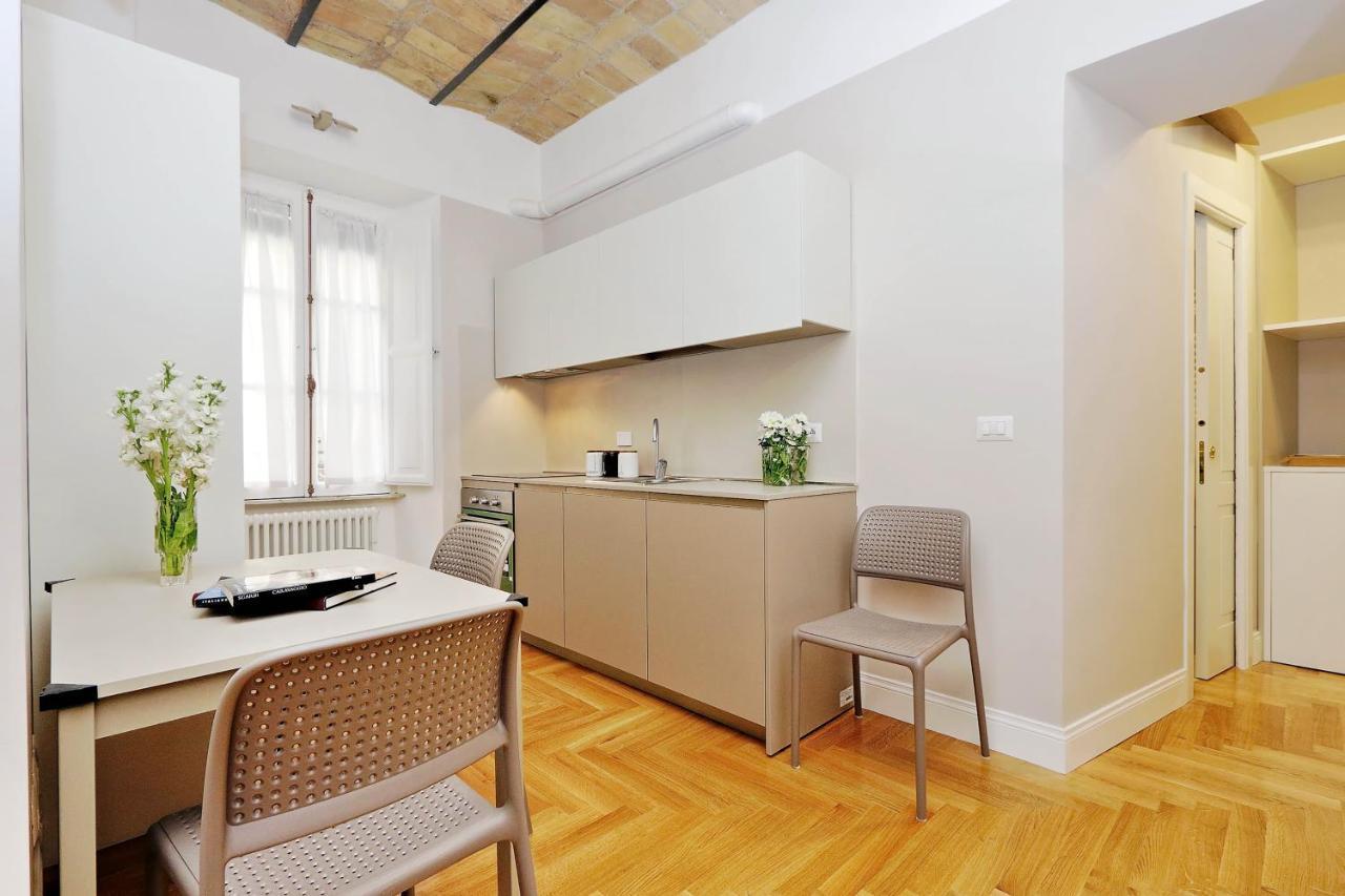 Bellezza Al Colosseo - B&B & Apts Рим Экстерьер фото