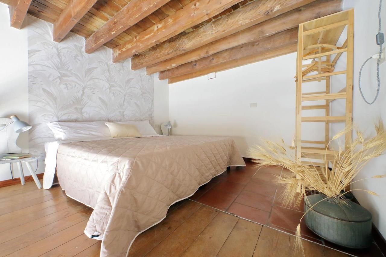 Bellezza Al Colosseo - B&B & Apts Рим Экстерьер фото