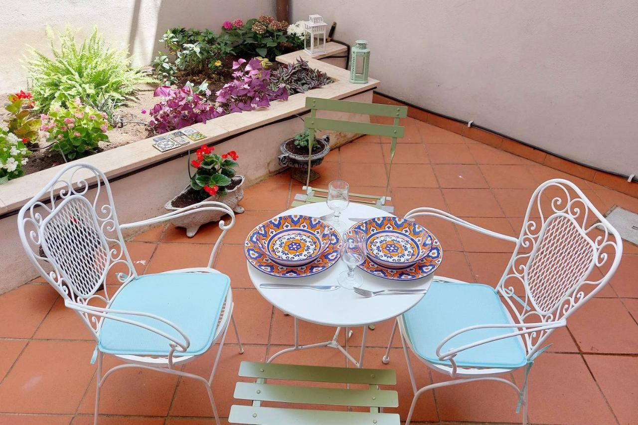 Bellezza Al Colosseo - B&B & Apts Рим Экстерьер фото