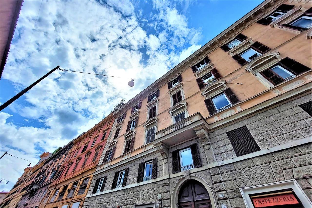 Bellezza Al Colosseo - B&B & Apts Рим Экстерьер фото