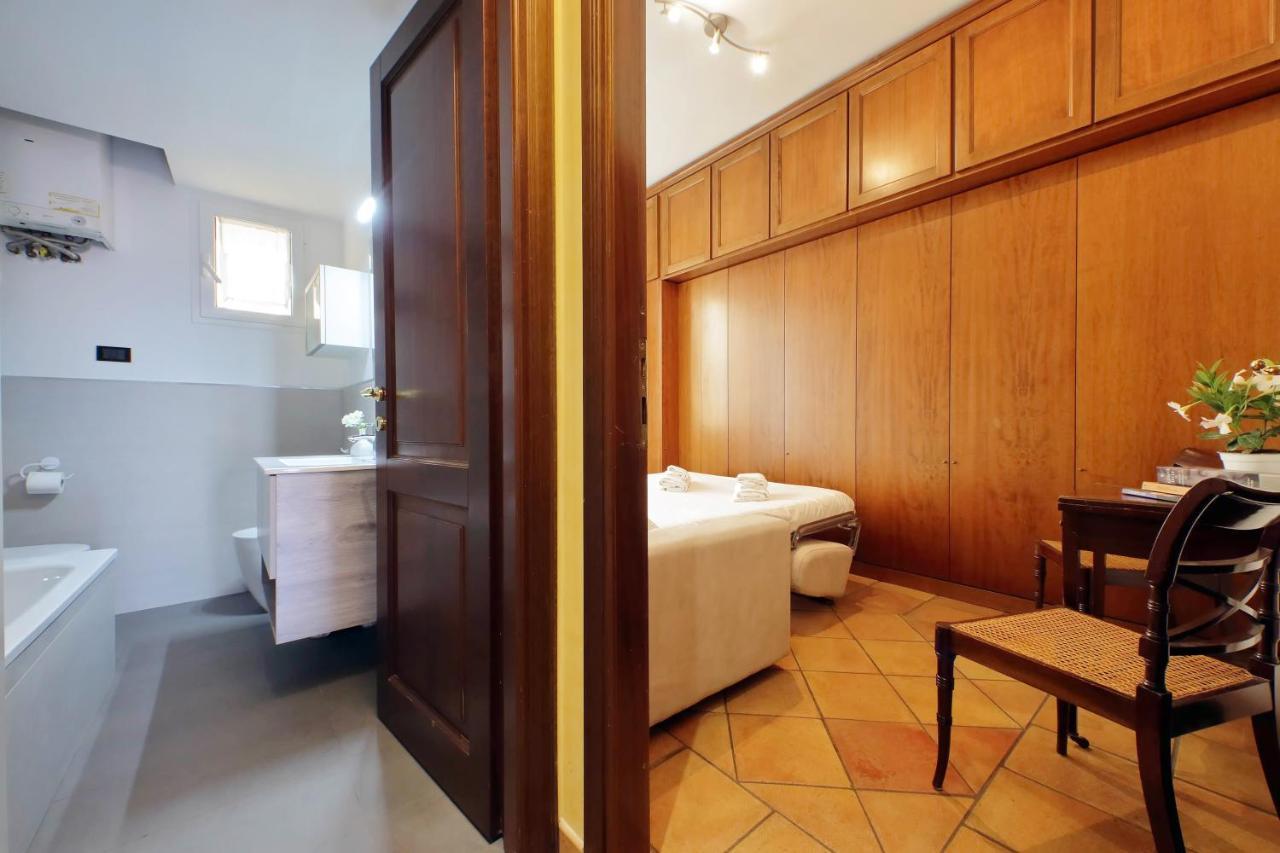 Bellezza Al Colosseo - B&B & Apts Рим Экстерьер фото